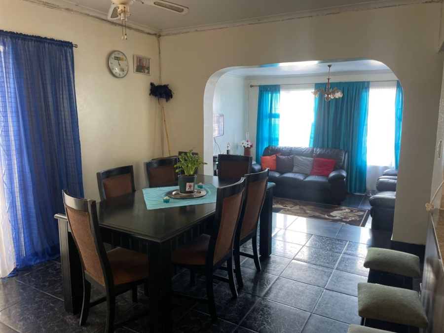 3 Bedroom Property for Sale in Beacon Valley Western Cape